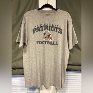 Reebok Men’s New England Patriots Gray Short Sleeve T-Shirt, Size Large